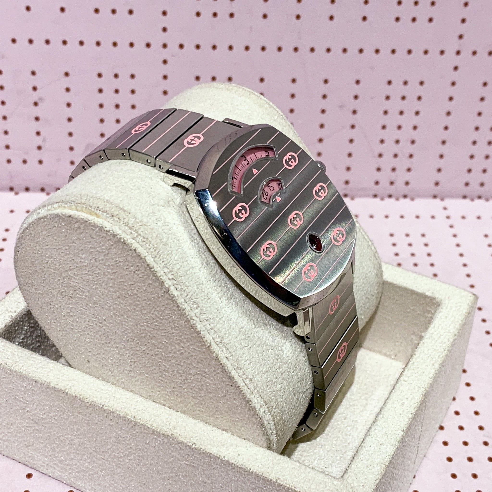 Gucci Grip Quartz Silver Dial Silver Steel Strap Watch For Women - YA157438