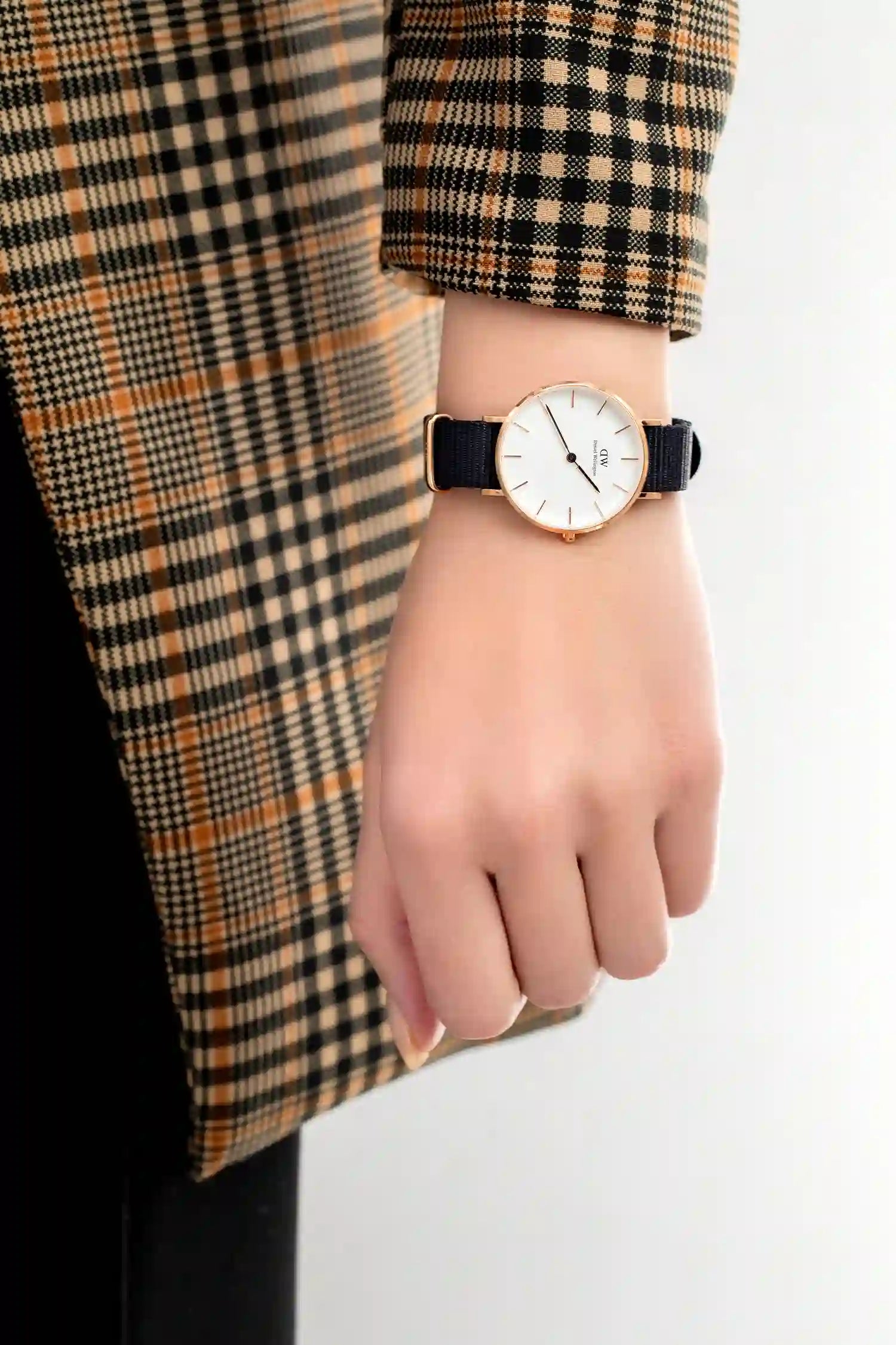 Daniel Wellington Classic Petite Cornwall White Dial Green NATO Strap Watch For Women - DW00100253