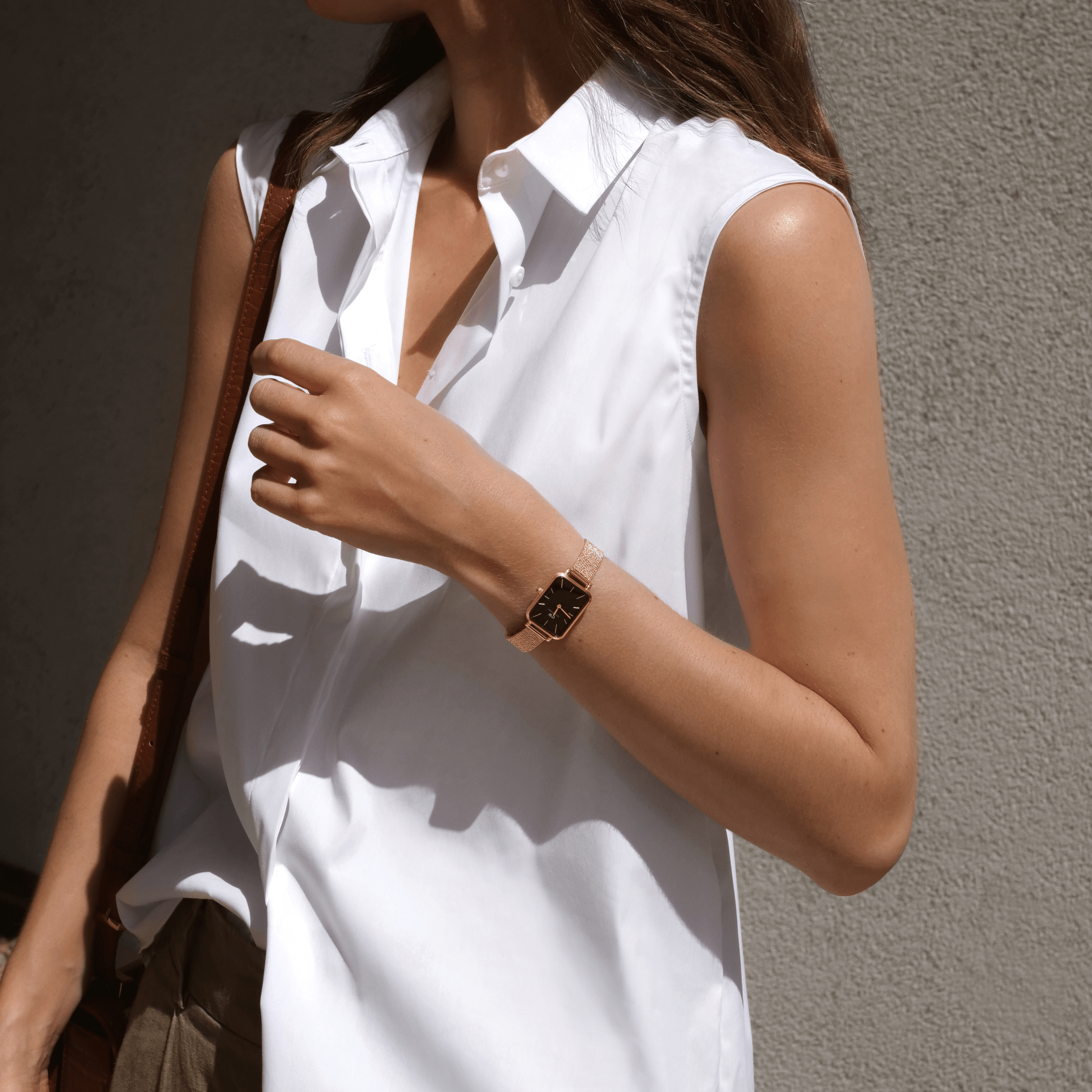 Daniel Wellington Quadro Melrose Black Dial Rose Gold Mesh Bracelet Watch For Women - DW00100432