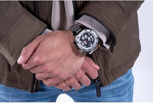 Guess Empire Quartz Black Dial Silver Steel Strap Watch For Men - GW0489G1