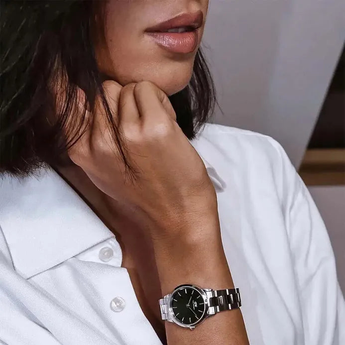 Daniel Wellington Iconic Link Black Dial Silver Steel Strap Watch For Women - DW00100206