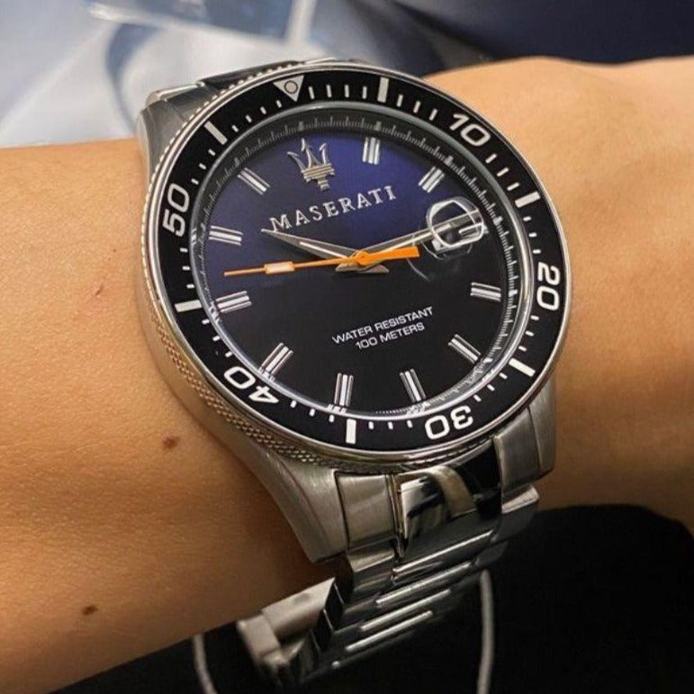 Maserati SFIDA Quartz Bue Dial Stainless Steel Watch For Men - R8853140001