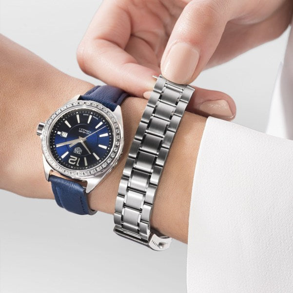 Tag Heuer Formula 1 Quartz Blue Dial Blue Leather Strap Watch for Women - WBJ1312.FC8231